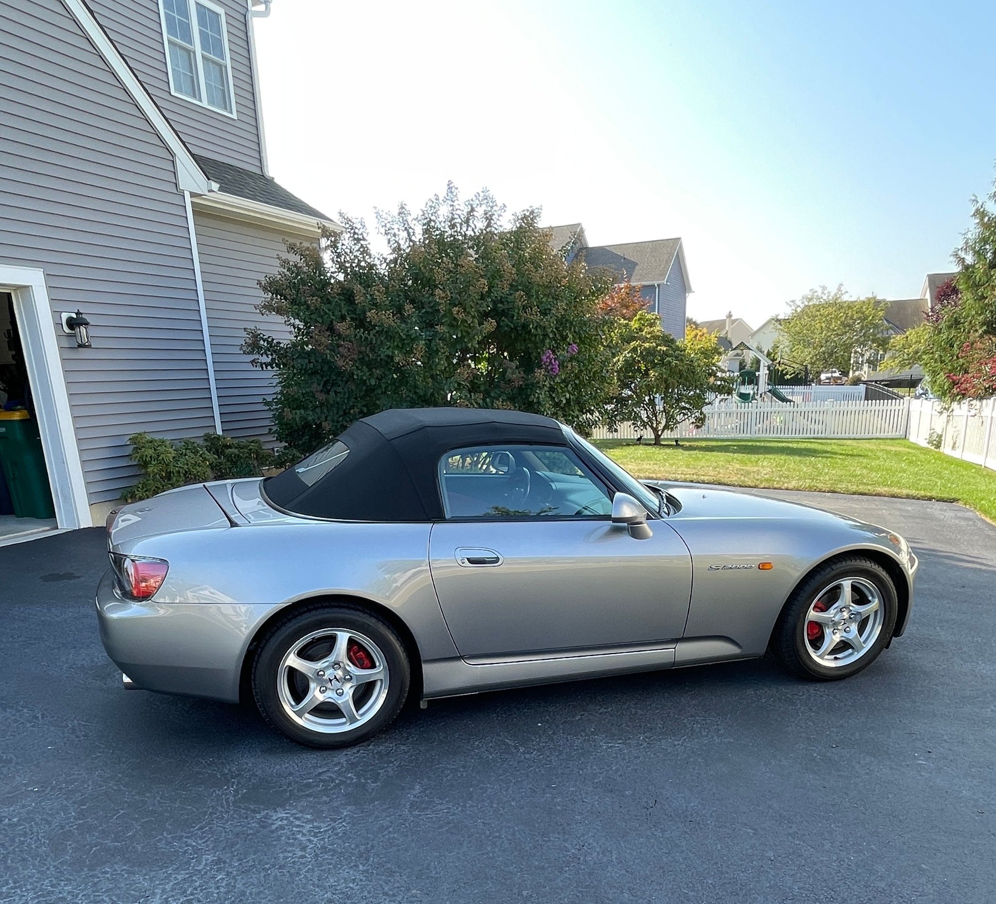 2000 Honda S2000 - DE - 00 Silverstone/Red with 56K miles - New - VIN jhmap1148yt007083 - 55,900 Miles - 4 cyl - 2WD - Manual - Convertible - Silver - Middletown, DE 19709, United States