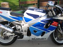 gsxr4.jpg