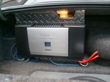 Alpine MRV-F545 in the trunk.