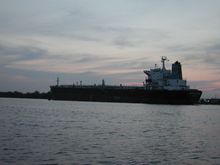 bigfreighter2.jpg