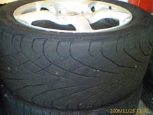 FS - 16&quot; OEM Wheels inc 2 Tyres