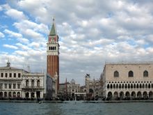 146 Campanile and Doges palace.JPG