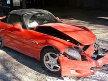 A wrecked Red S2000