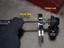 detail-endlink-removal.jpg
