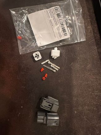 Someone cut the wiring connecting the ballast to the harness. Each wire online was over $70. I decided to do some research, bought the connectors from AliExpress and learned out to wire. 