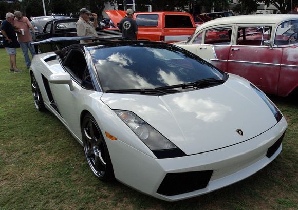 You DO see everything at Cruisin'