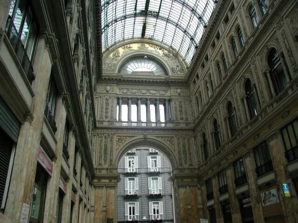 Galleria Umberto.jpg