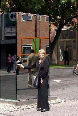 Public toilet in Switzerland:  Would you use it?