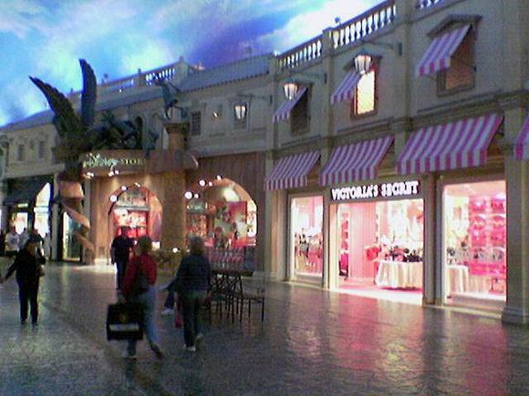 /Users/blanford/Pictures/S2000/VegasRun/v12_caesars.jpg