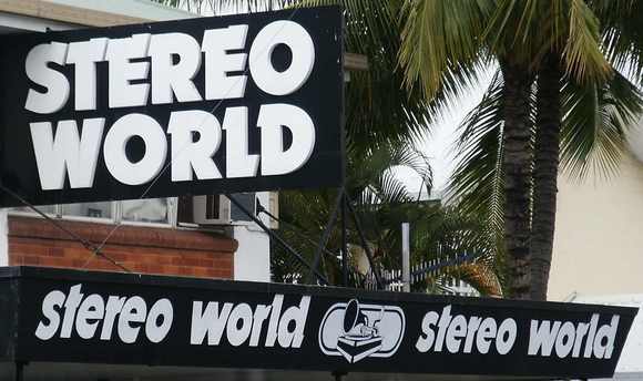 Stereo.JPG