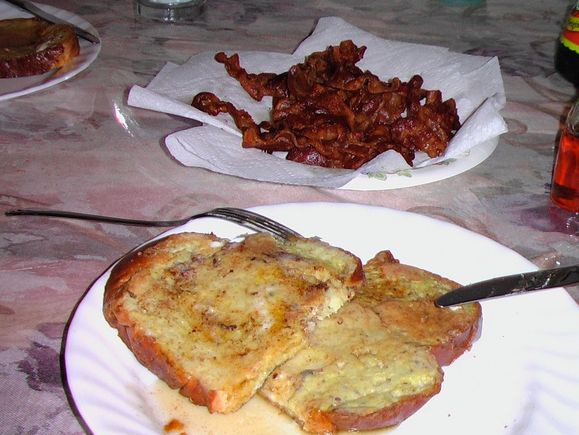 Challahfrenchtoastandbacon
