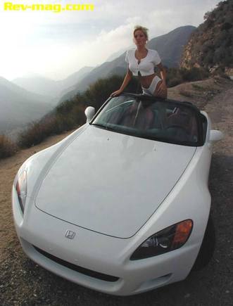S2000-girls0ama3288sm.jpg