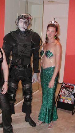 Stefan and Sondra, Halloween 2002.jpg