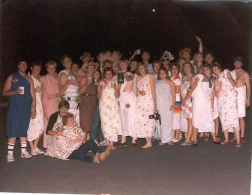 Toga-84-85.jpg