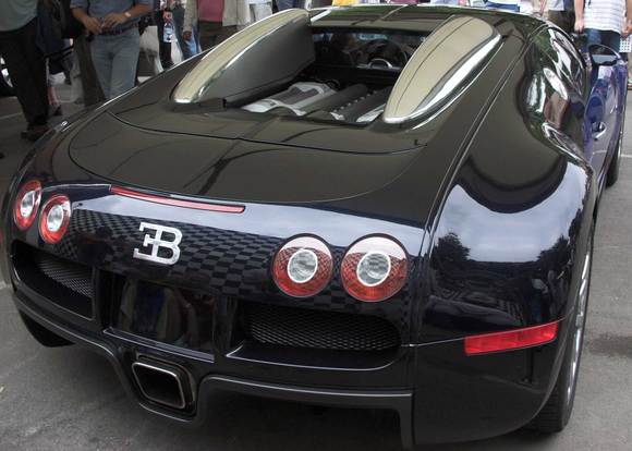 Veyron-Rear.jpg
