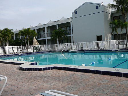 pool.jpg