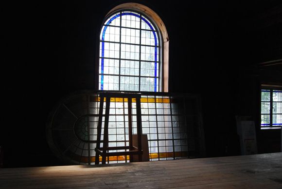 light thru window.jpg