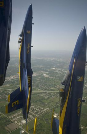 Blue Angels 4 fin.jpg