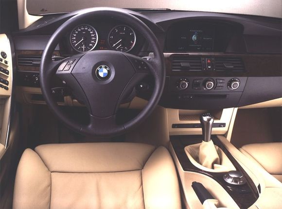 0329interior1.jpg