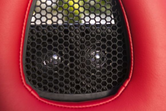 04_S2000_int06.jpg