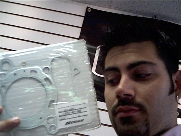 my head and headgasket.JPG