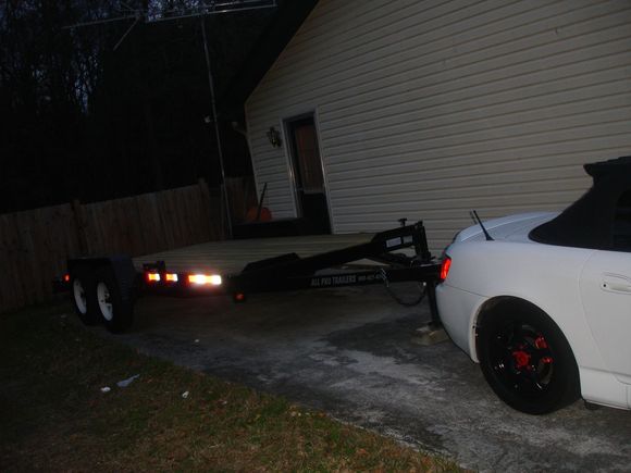 trailer 001.JPG
