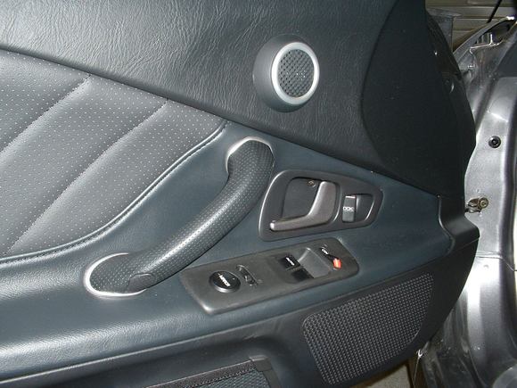 b)Driver door before upgrade.jpg