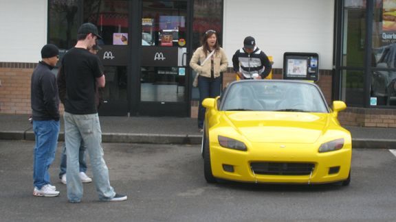 05 CHECKING OUT CHRIS CAR.jpg
