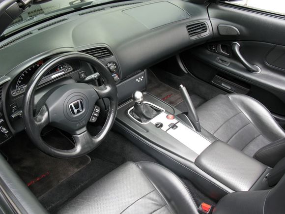 interior1.jpg