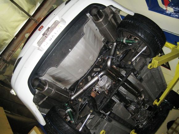 bt1603_under car2.jpg