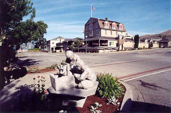 Lake Chelan - Campbells resort.jpg