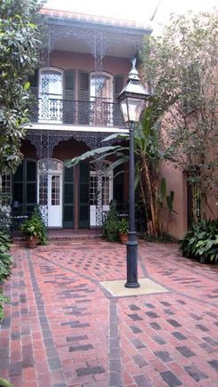 17 courtyard.jpg