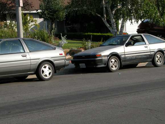 Rare 2Tone Hatch.jpg
