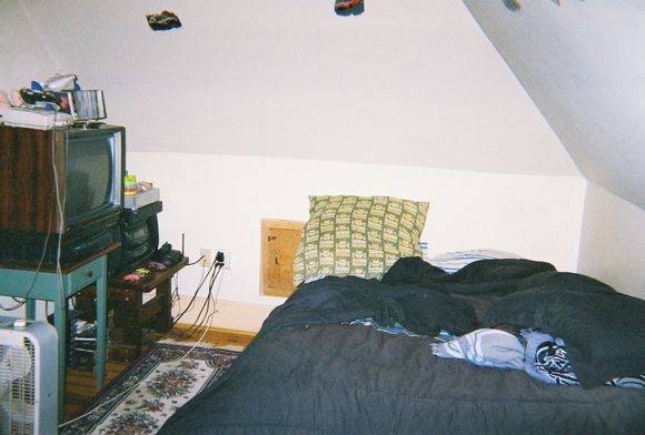 Room 2.jpg