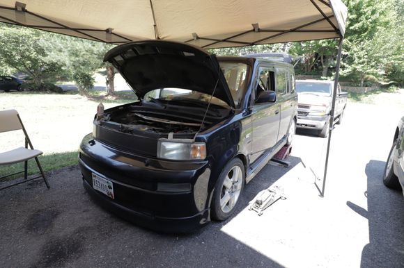 The whining HOA shut me down in the driveway. So I had to put it all back together and clear out the garage to put her inside to continue. 