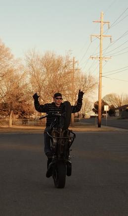 Little No-hander on the 92 Seca II.  (sorry bout the no helmet)

Eric &quot;Lumpy&quot; Keene