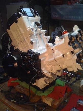 rht crank cvr is dry fitted