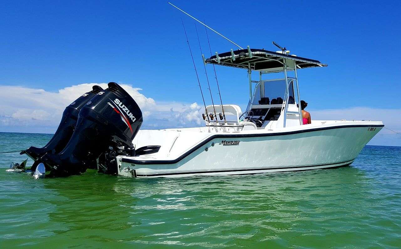1995 Mako 262 FOR SALE DF175s 200 hrs 40k - The Hull Truth