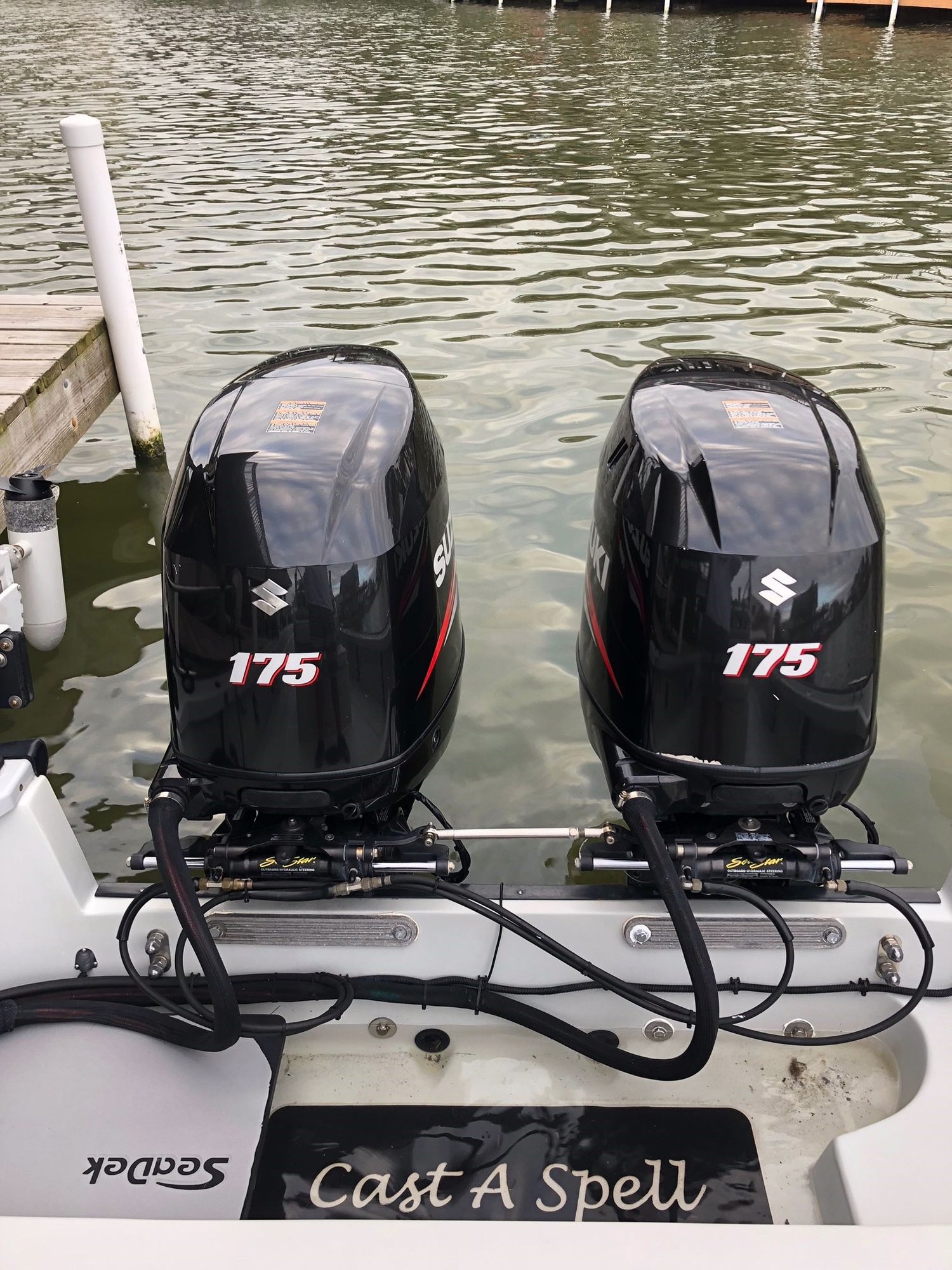 2012 Boston Whaler 25