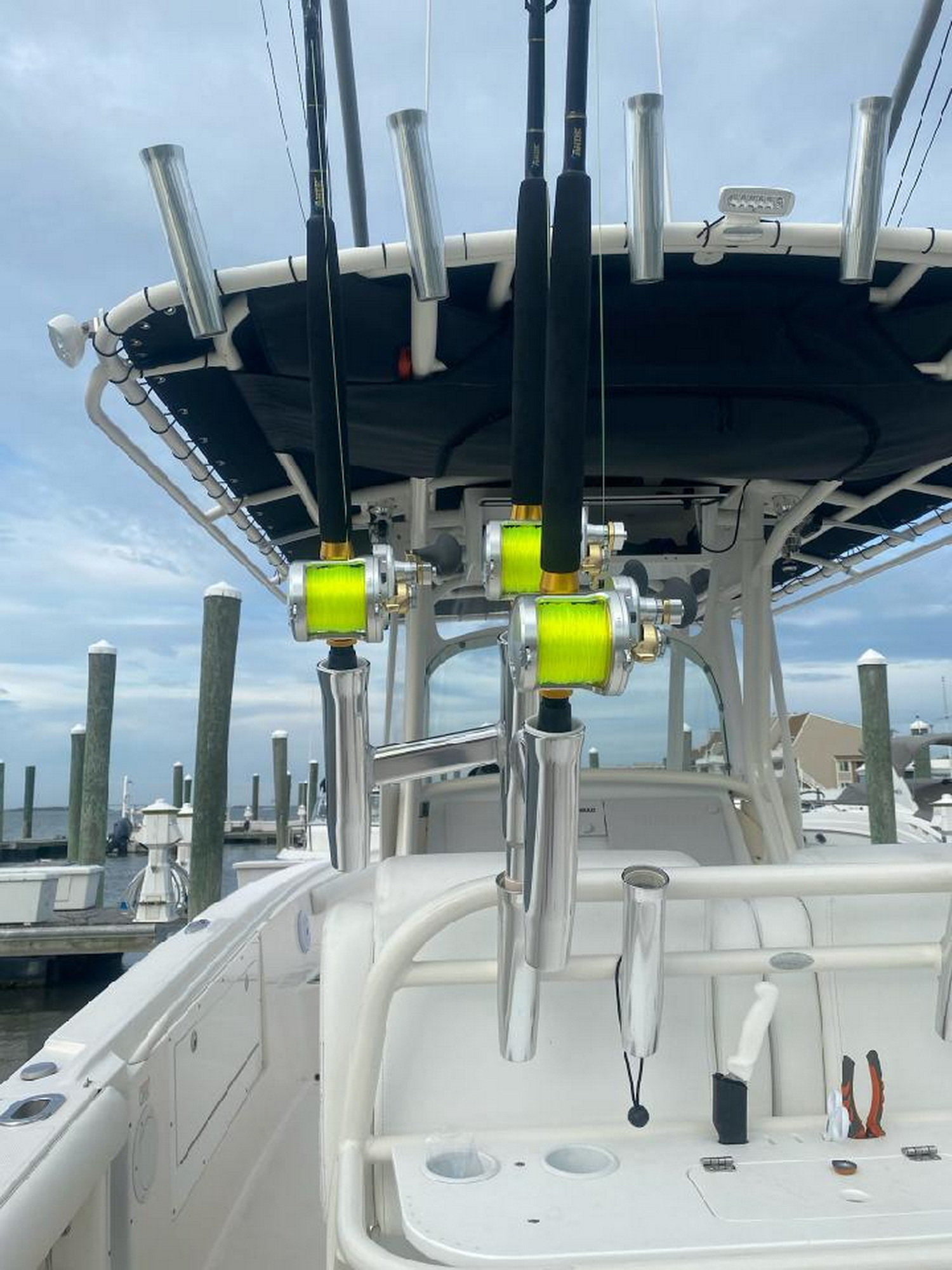 Rail Rod Holder for Sea Hunt 188 - The Hull Truth - Boating and Fishing  Forum