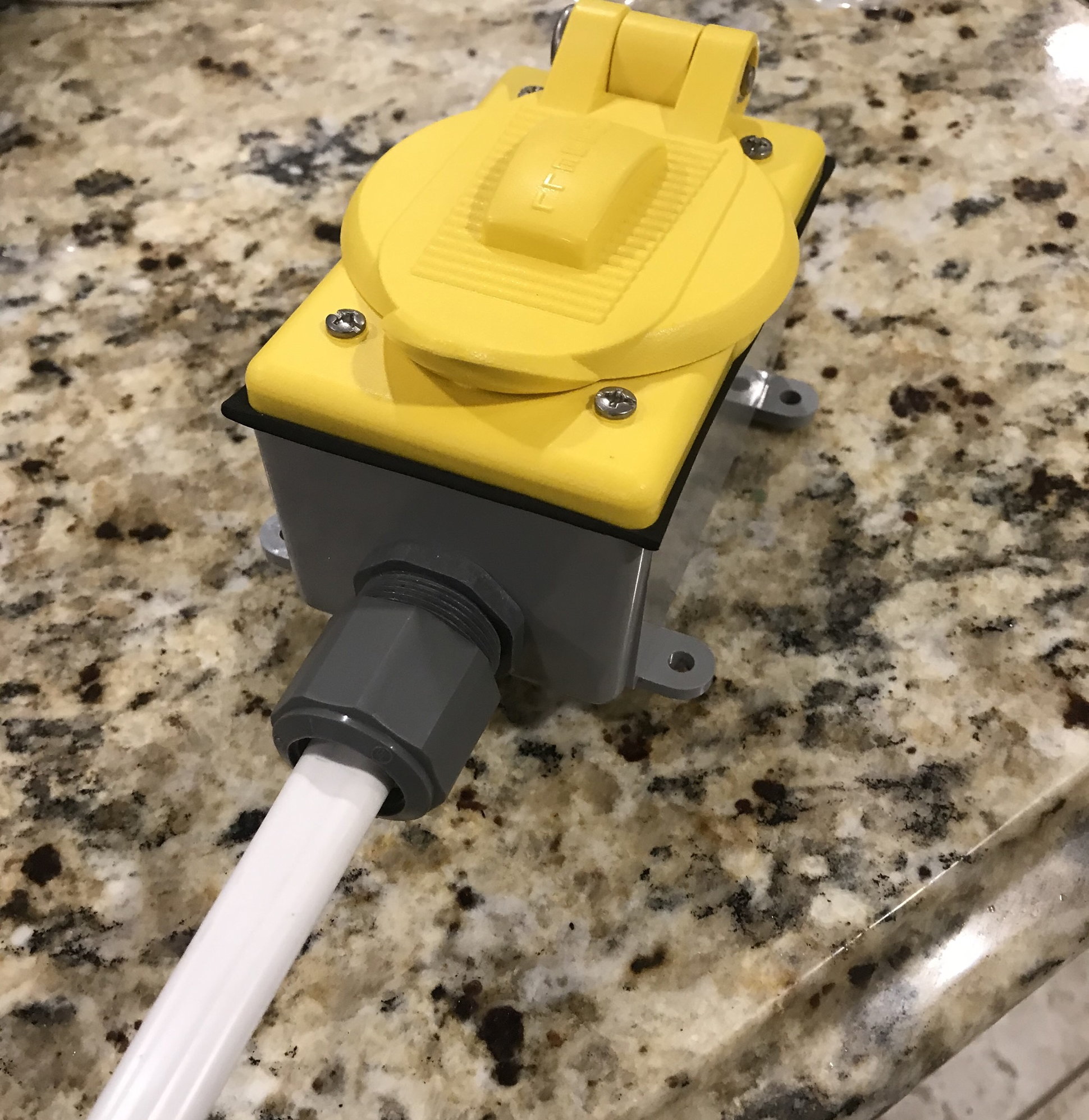 Installed 12V plug for Electric Reel? - The Hull Truth - Boating and  Fishing Forum