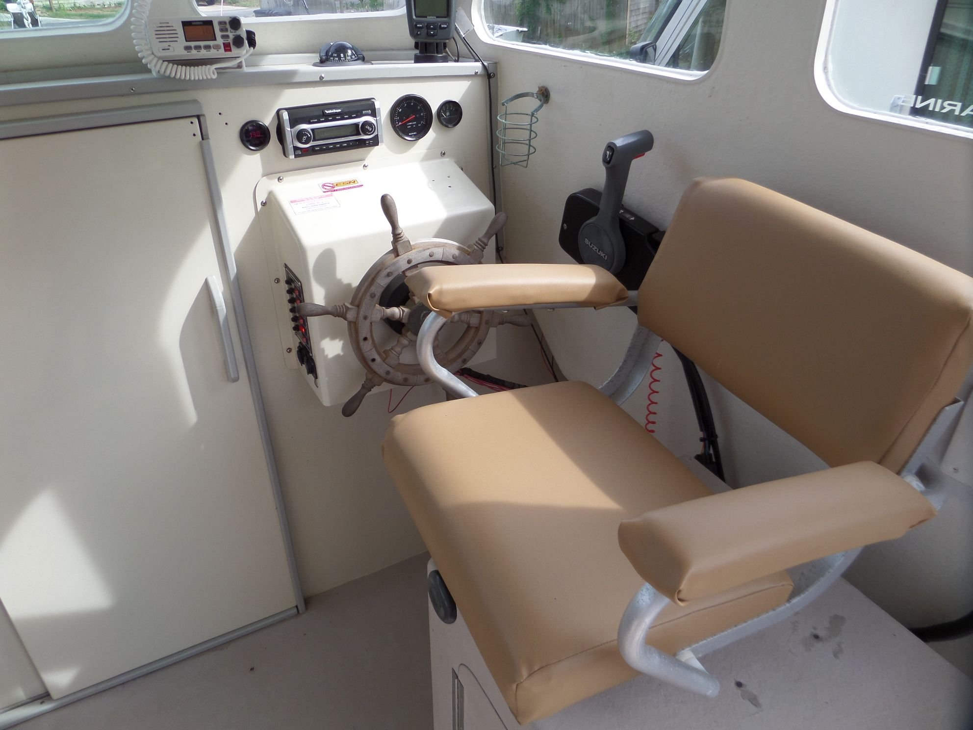 [FS] 2003 Retro Marine 21' Cape Island Trawler NC 14,500 The Hull