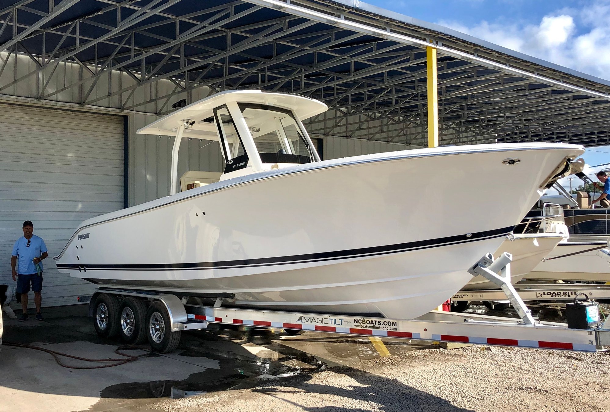2019 Pursuit S288 Twin Yamaha 300hp (only 50hrs) REDUCED TO 190,000