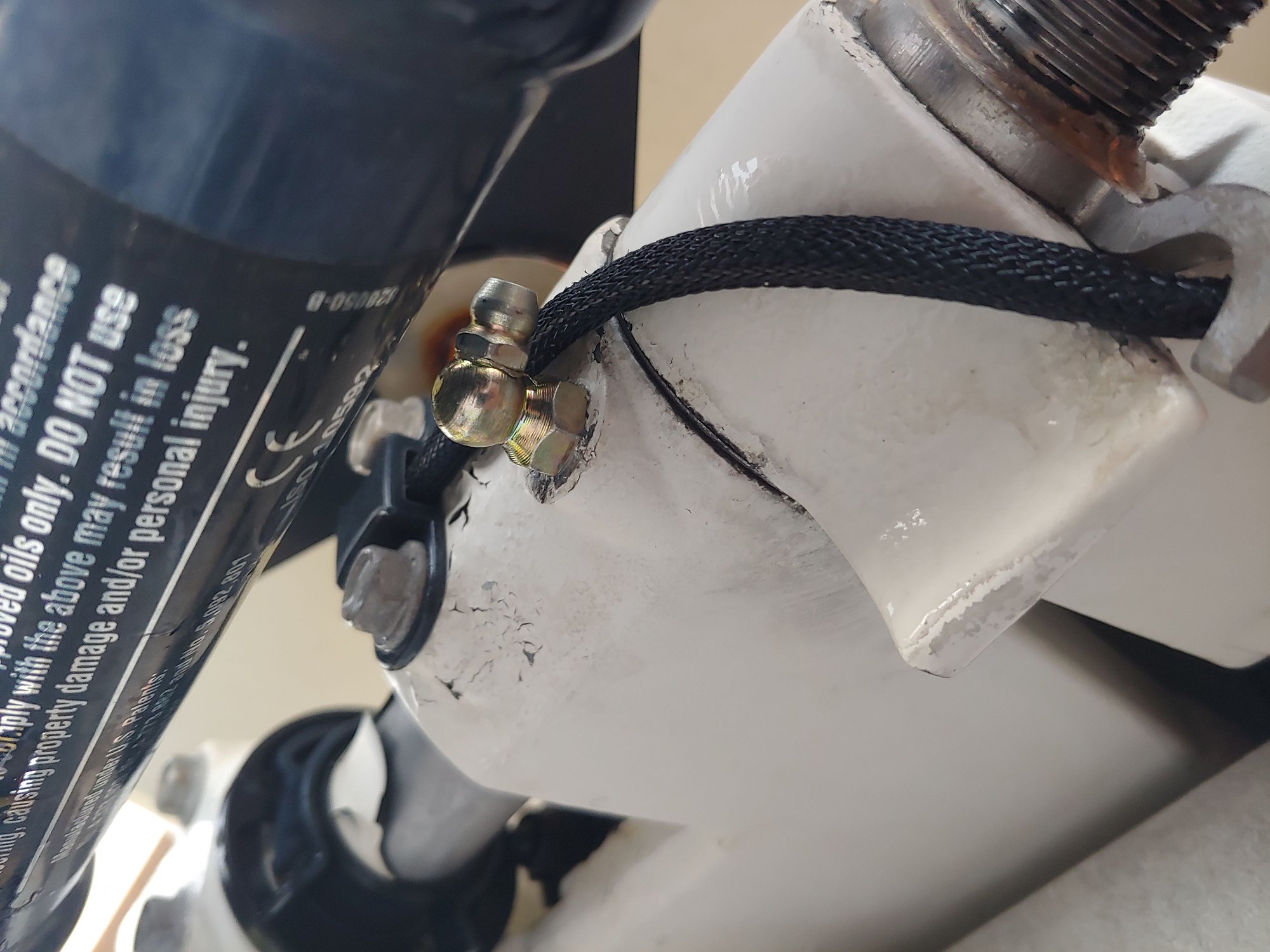 How to grease this zerk? The Hull Truth Boating and Fishing Forum