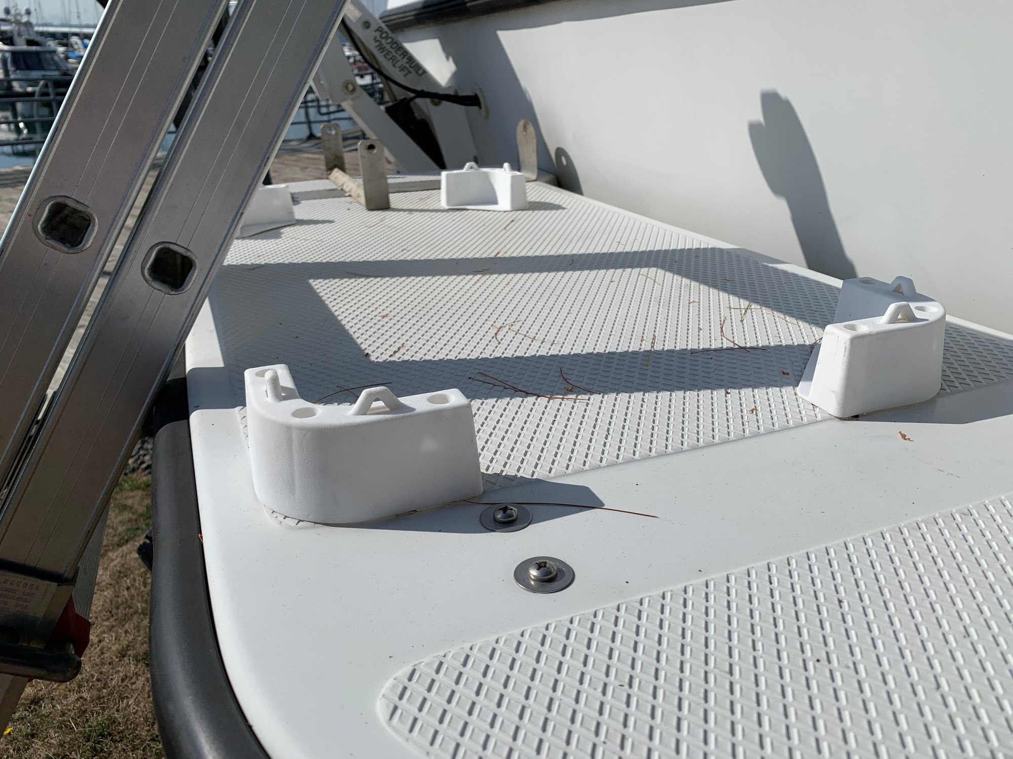 Bass seat pedestal wiggle room - The Hull Truth - Boating and