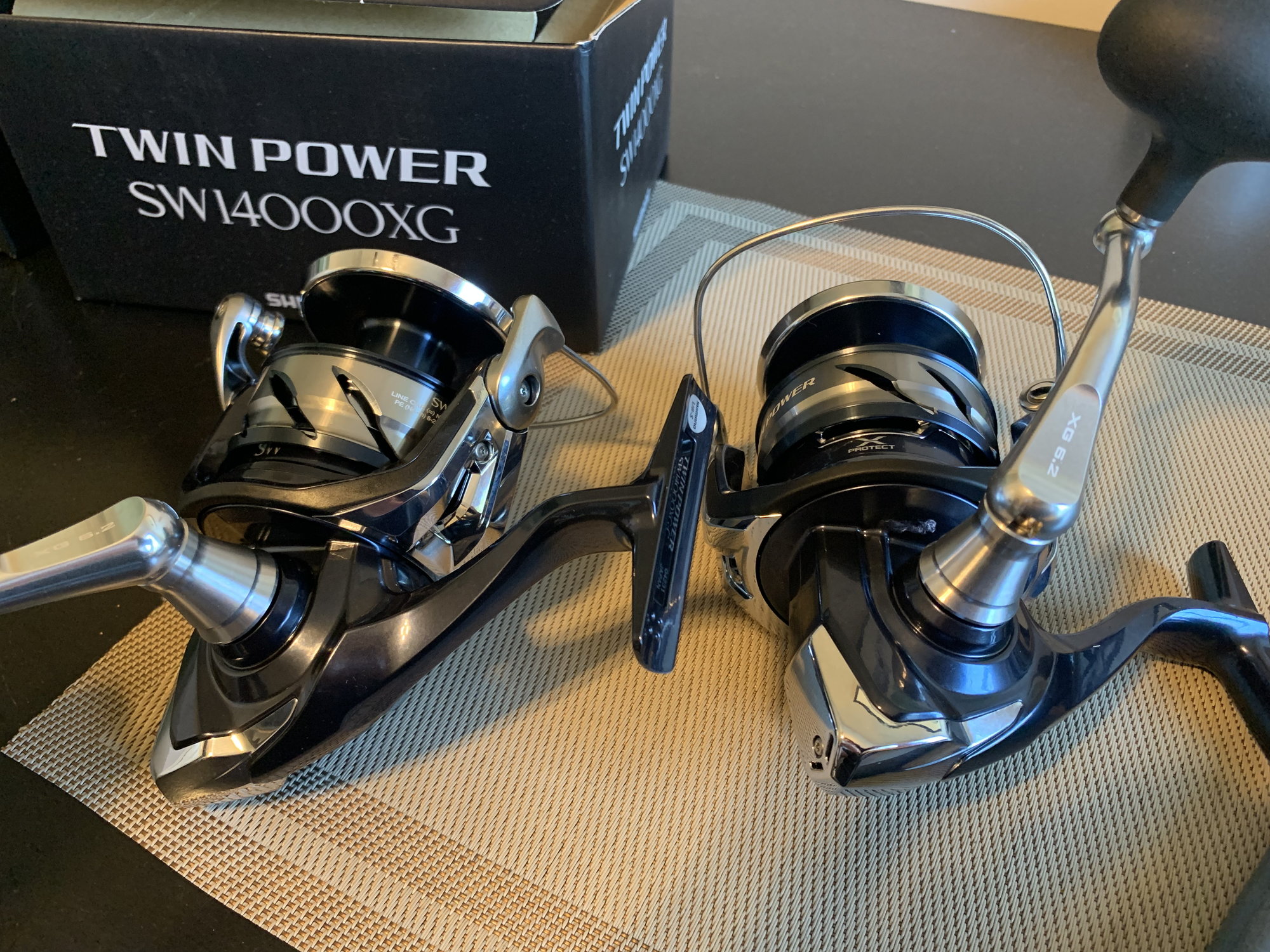 Shimano TWIN POWER SW 14000XG Spinning Reel