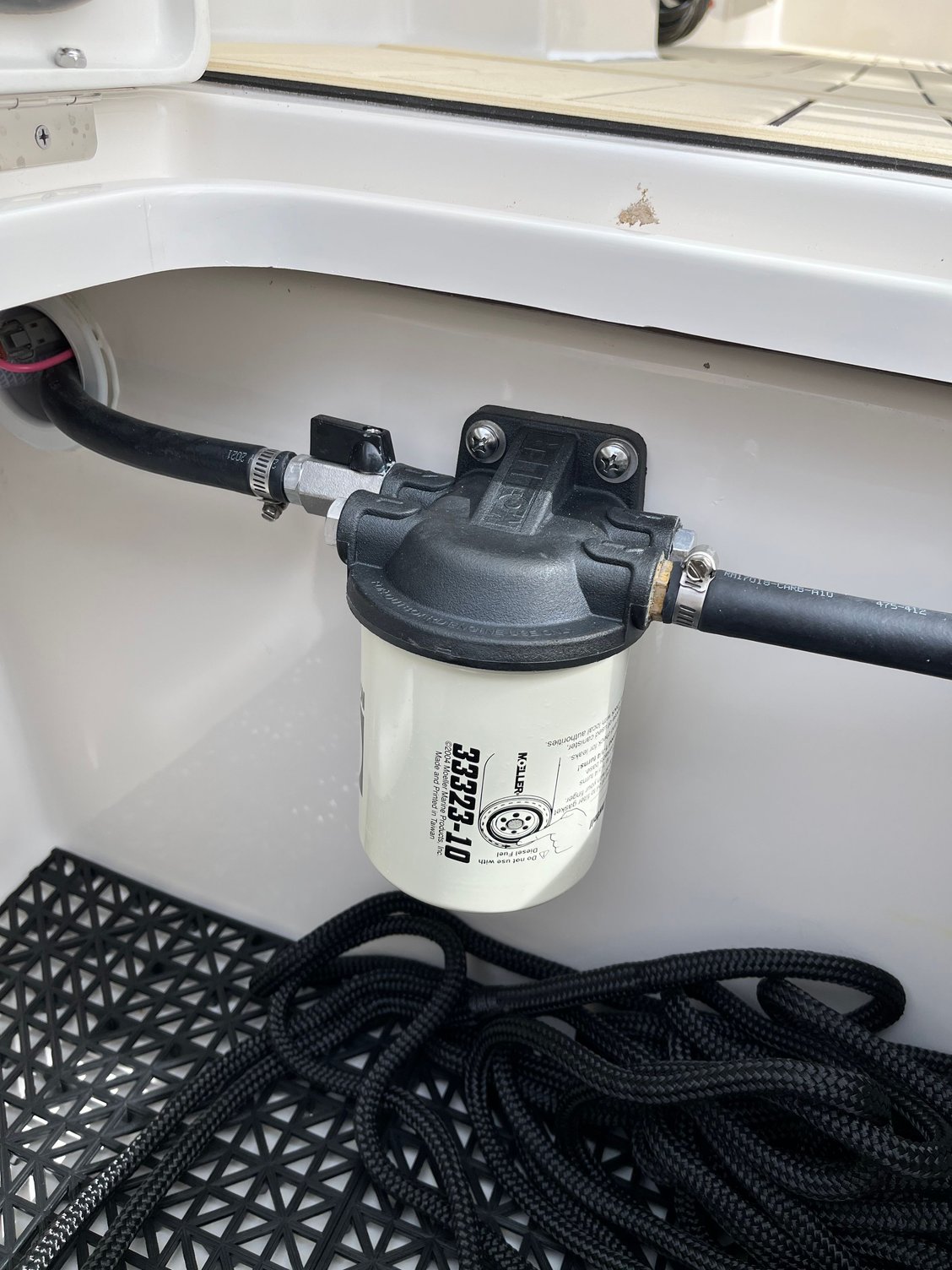 The Hull Truth Boating and Fishing Forum Fuel water separator vs