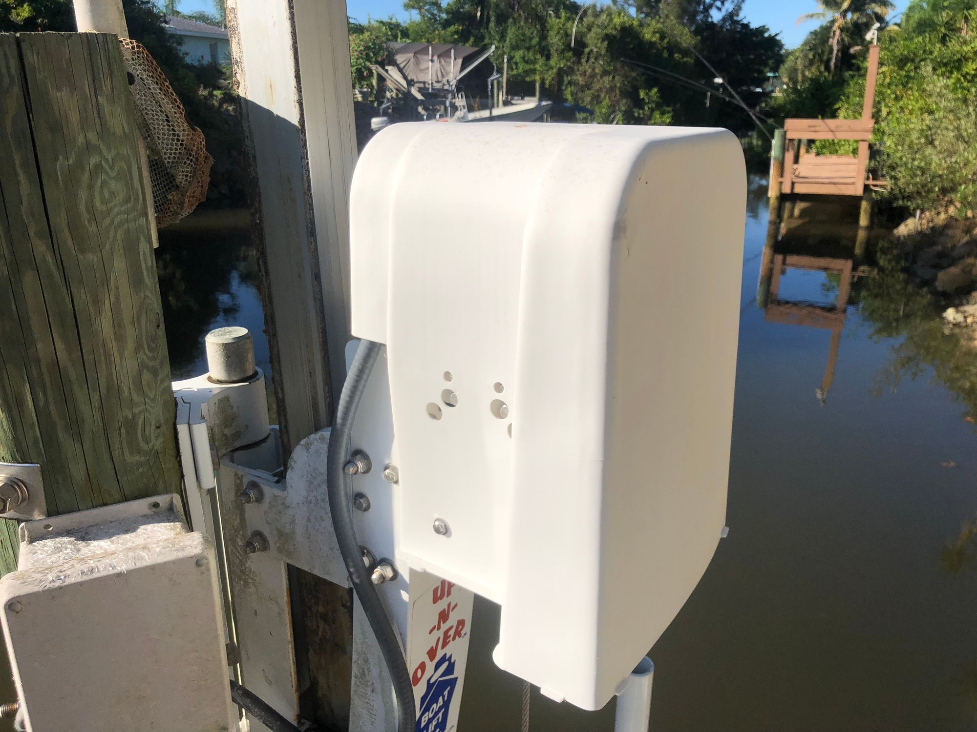 Up and over jet ski boat lift The Hull Truth Boating and Fishing Forum