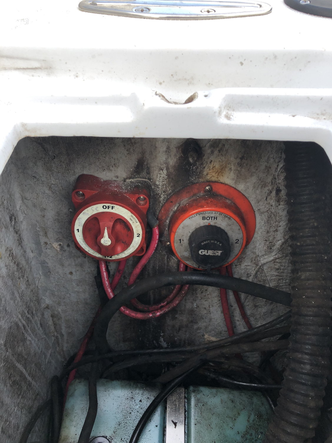 How To Install A Battery Switch The Hull Truth Boating And Fishing Forum