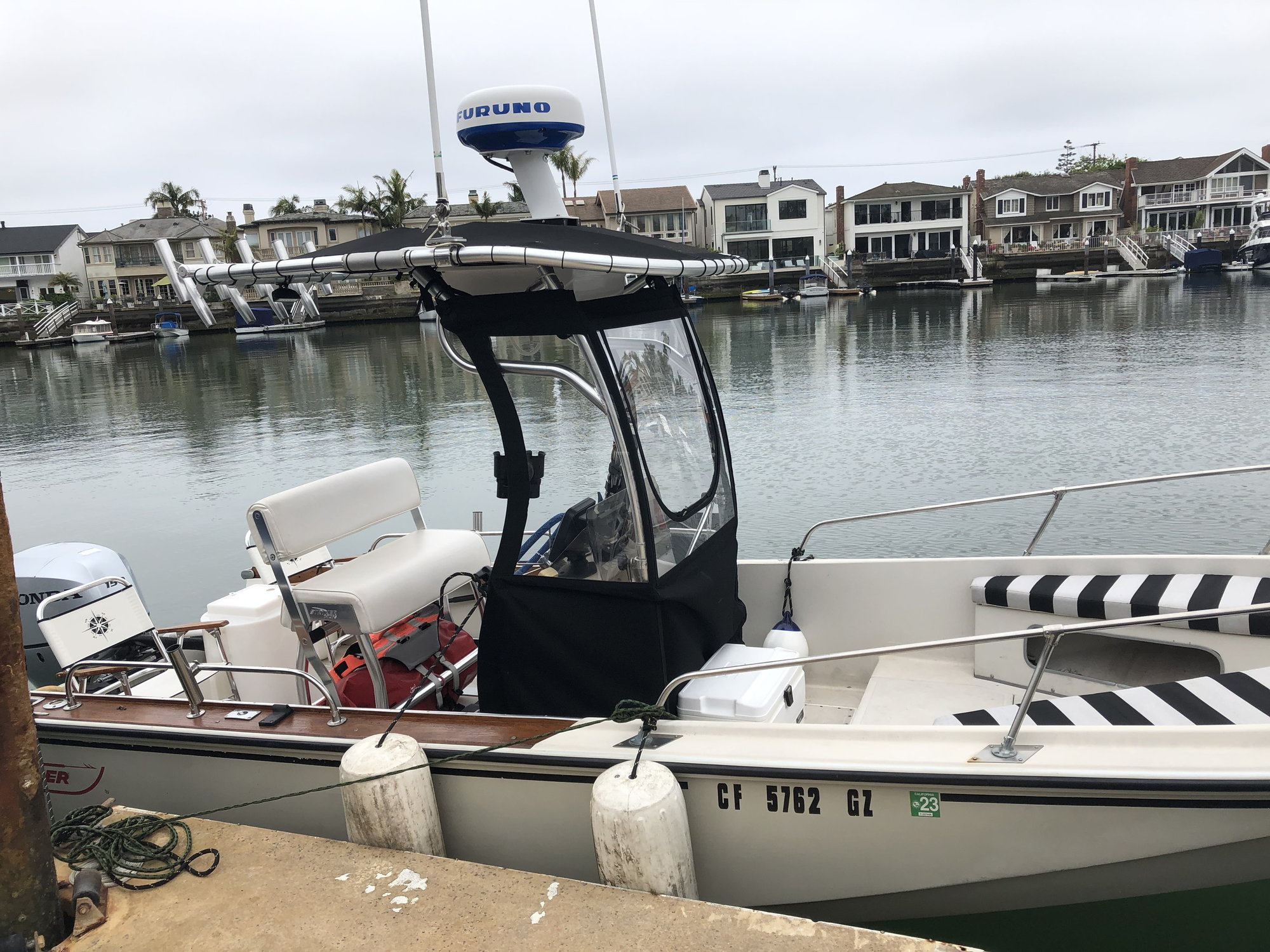 T-top mounting to center console, not the floor - The Hull Truth - Boating  and Fishing Forum